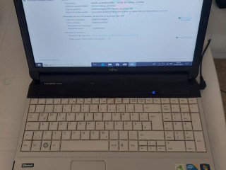 pc-fujitsu-lifebook-a530-i3-2gb